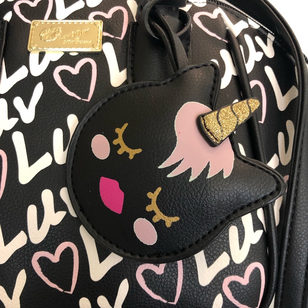 Betsey Johnson Luv handbag with cross body strap - Picture 4 of 8